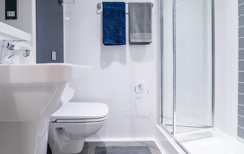 Silver Street, East Reading, Reading - Image 1